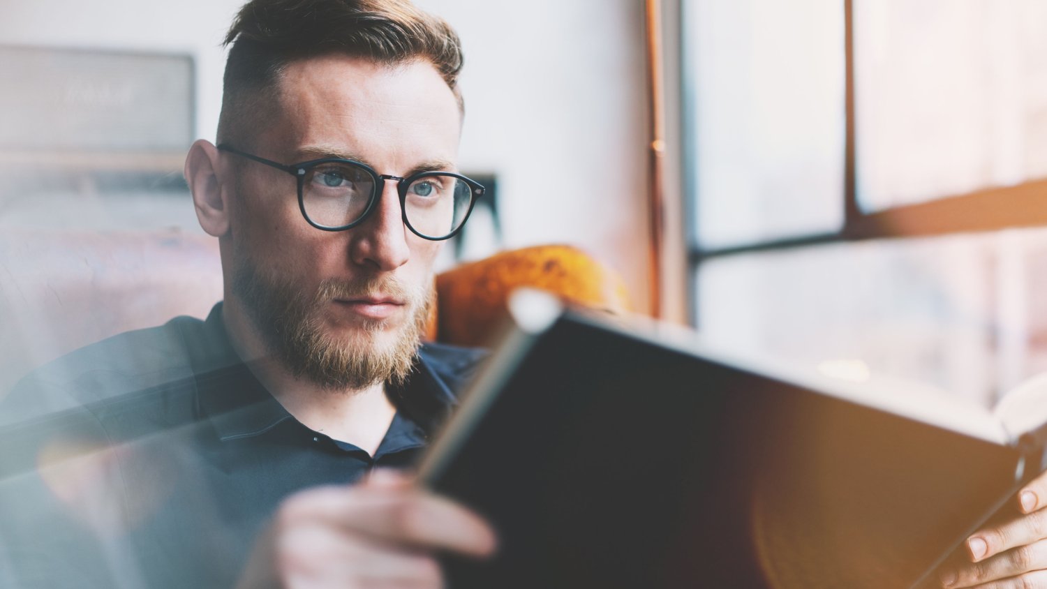 Ten kto czyta, żyje podwójnie!