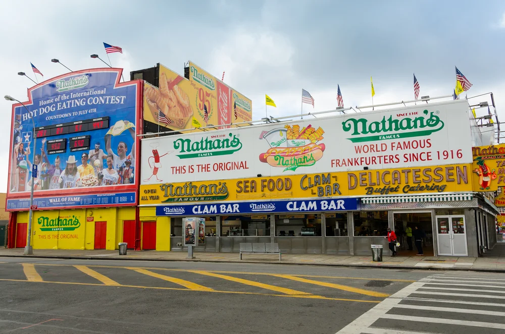 [url=http://shutr.bz/1eX7hpR]Nathan’s [/url]Famous Hot Dogs
