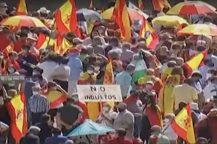 Madryt podjął kontrowersyjną decyzję. W Katalonii znów zrobi się gorąco?