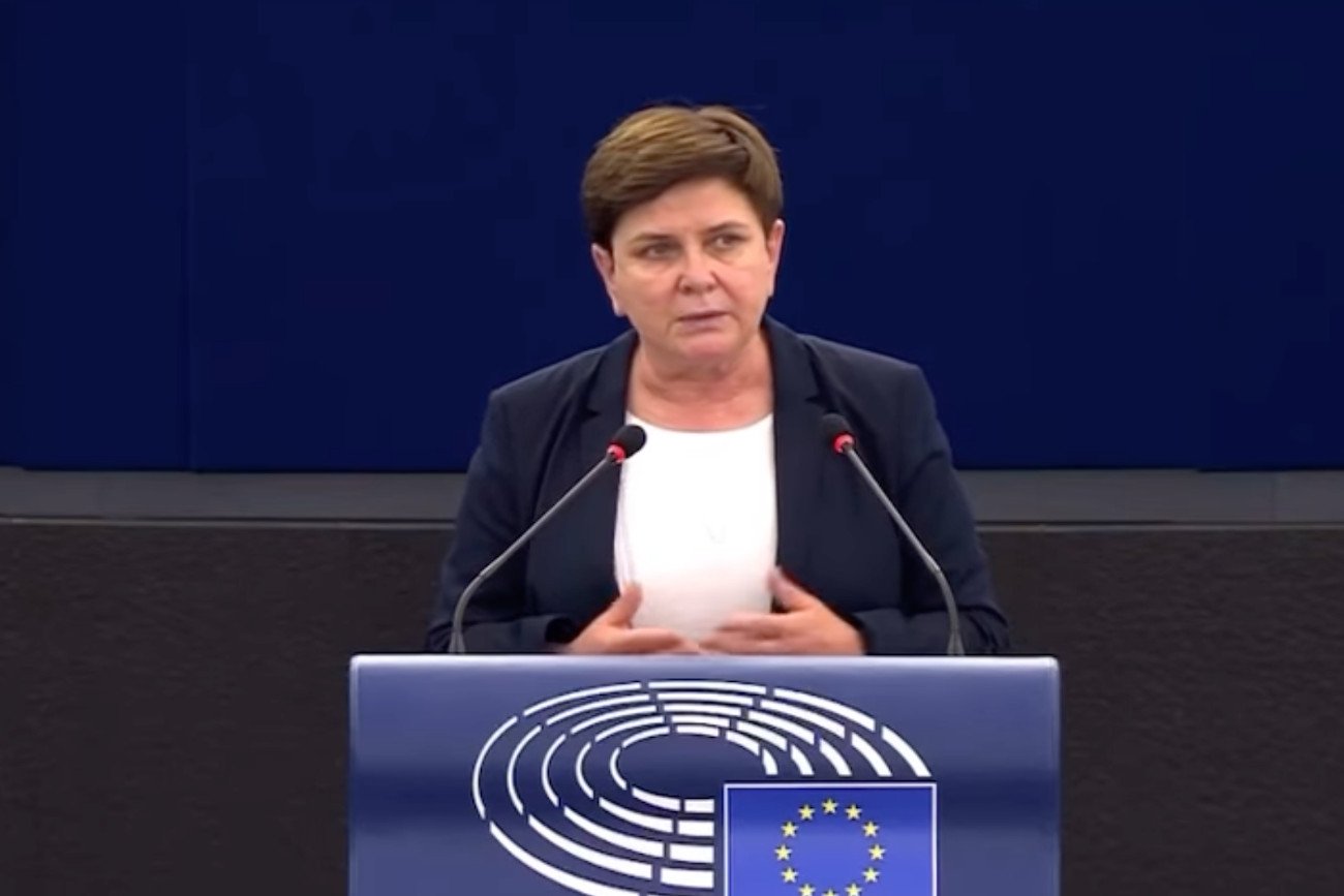 – Na jakiej podstawie używacie państwo tutaj sformułowań "reżim Orbana", "brunatna Europa budowana przez konserwatystów”? Co to w ogóle jest?– pytała w PE Beata Szydło.