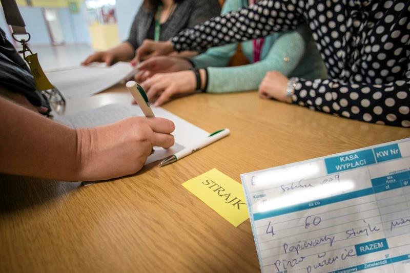 Gocławska pizzeria zrobiła nauczycielom niespodziankę.