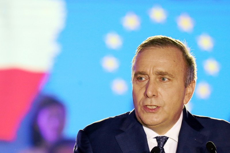 Grzegorz Schetyna wystosował mocny apel do wyborców. Nie tylko tych Koalicji Obywatelskiej, ale i lewicy oraz PiS.