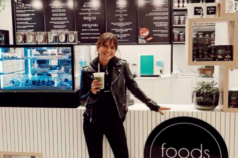 Anna Lewandowska otworzyła kawiarnię połączoną ze sklepem