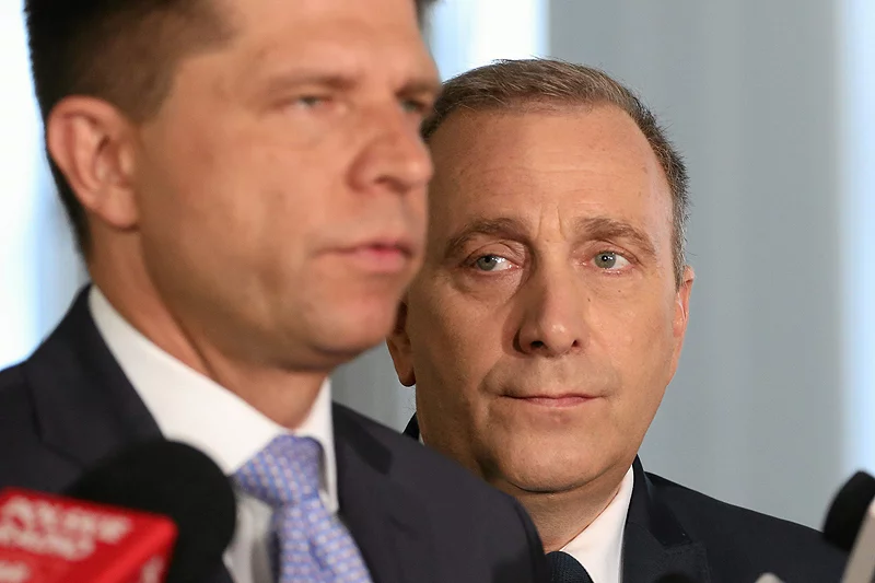 Platforma Obywatelska coraz mocniej traci do Nowoczesnej. To ekipa Ryszarda Petru staje się powoli silną konkurencją dla Prawa i Sprawiedliwości.