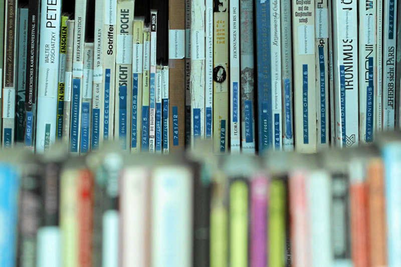 Podziel się książką