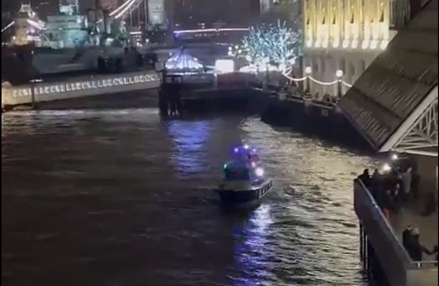 20-latek wszedł do rzeki z nieznanych przyczyn.