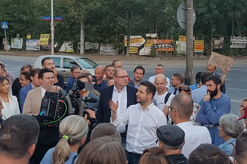 Patryk Jaki spotkał się z mieszkańcami Warszawy na Odolanach.