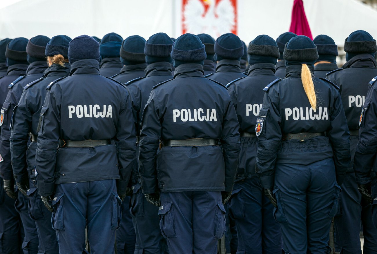 Poznań. Komendant policji działał wbrew PiS. Nowa władza go wyrzuciła.