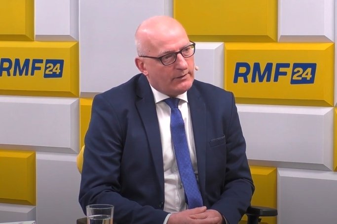 Podczas rozmowy na antenie RMF FM nawiązano do sprawy maili Dworczyka.