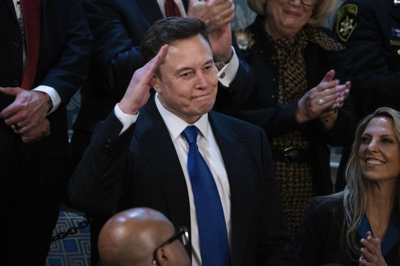 Starlink dla Ukrainy: co jeśli Musk zamknie jej dostęp? Starlink dla Ukrainy: co jeśli Musk zamknie jej dostęp?