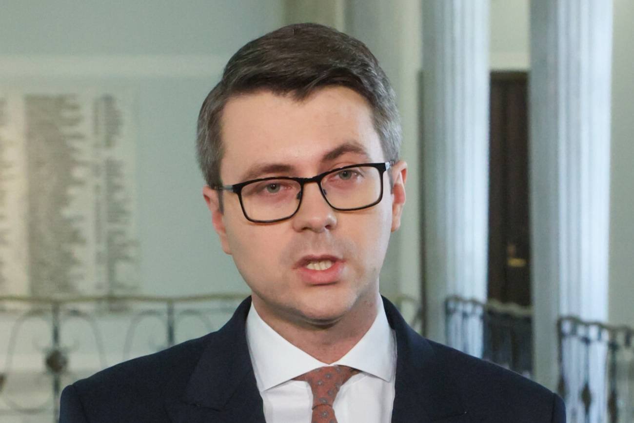 Piotr Müller o wewnętrznych sondażach PiS