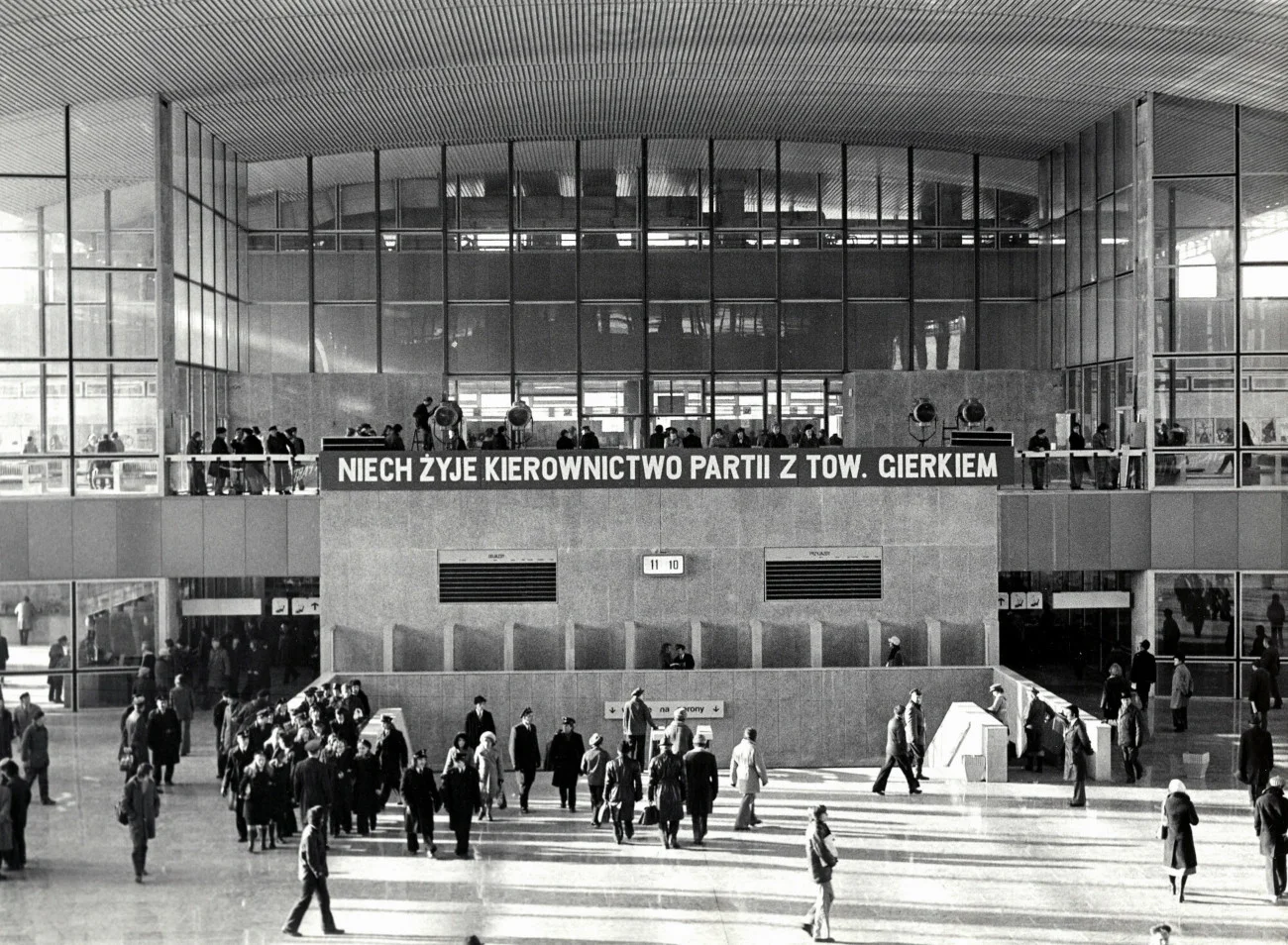 Otwarcie Dworca Centralnego/grudzień 1975