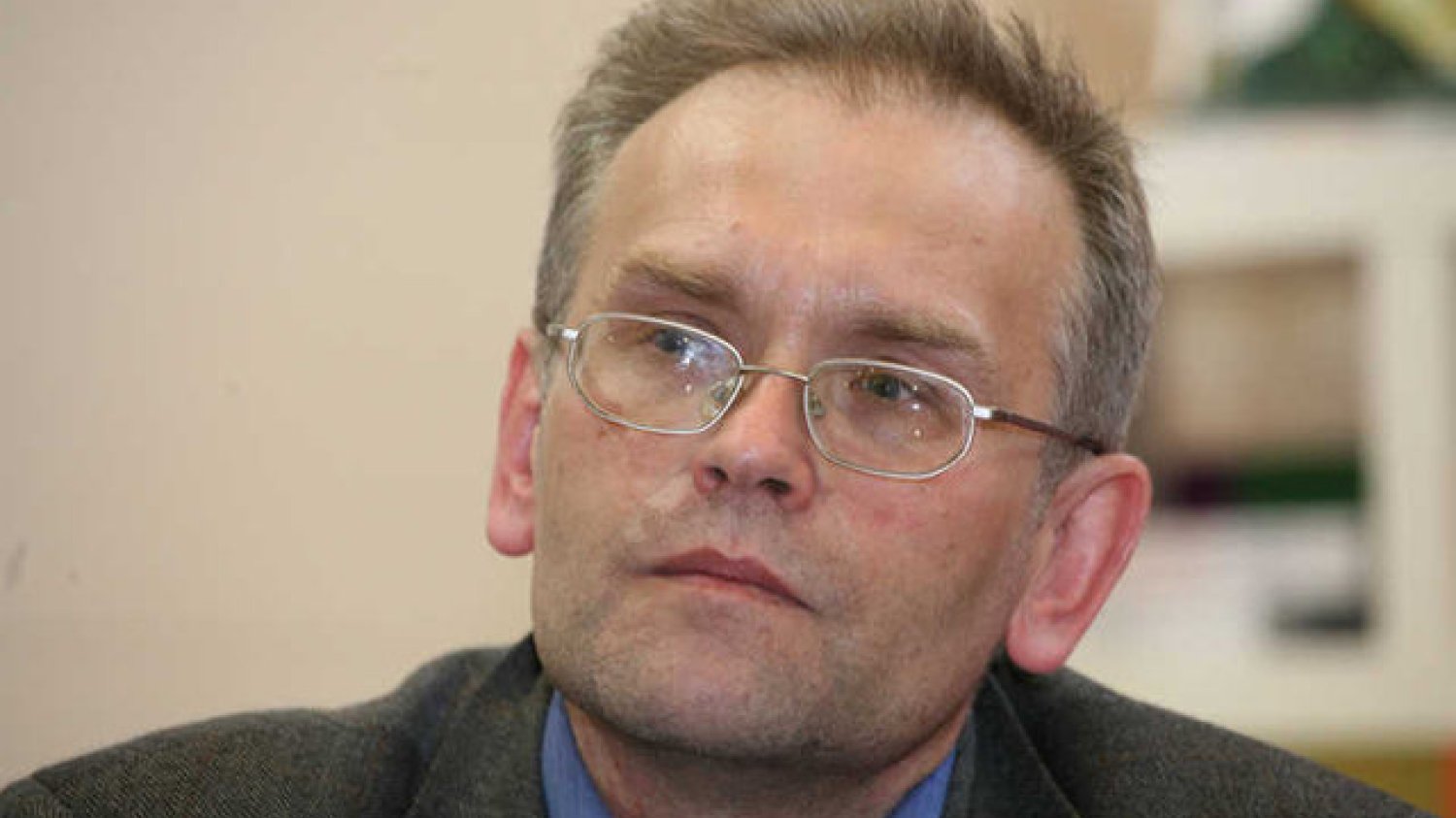 Piotr Zaremba krytykuje poziom propagandy w publicznych mediach.