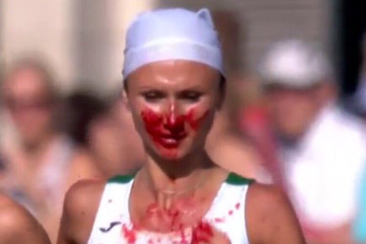 Białorusinka Wołga Mazuronak wygrała maraton pomimo krwotoku z nosa