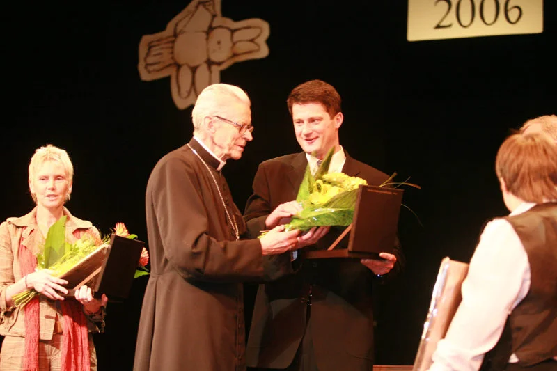 Mateusz Dzieduszycki w 2006 roku został nagrodzony medalem za działalność na rzecz osób niepełnosprawnych