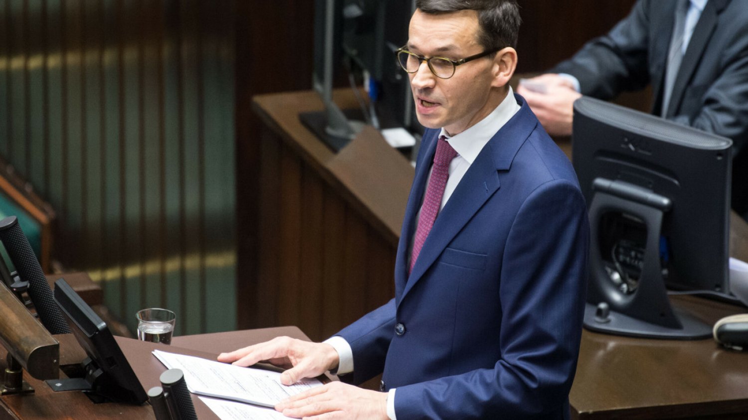 Afera mailowa. Dyskusja na temat "ocieplacza" na exposé premiera.