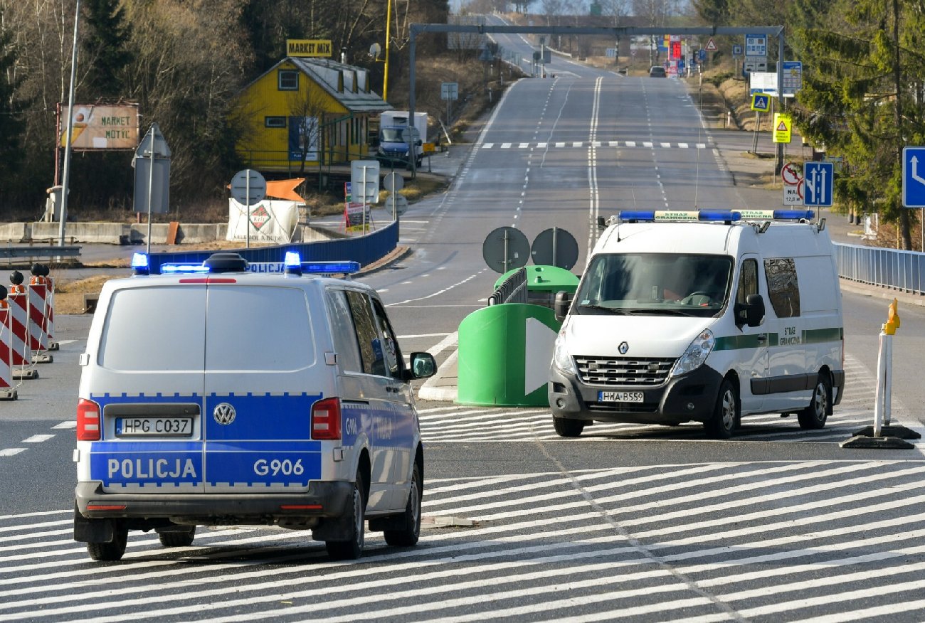 Granica polsko-słowacka. Mariusz Kamiński przedłuża kontrole.