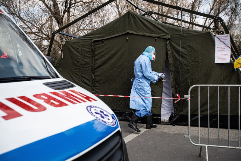 Są nowe dane dot. zakażonych i ofiar koronawirusa.