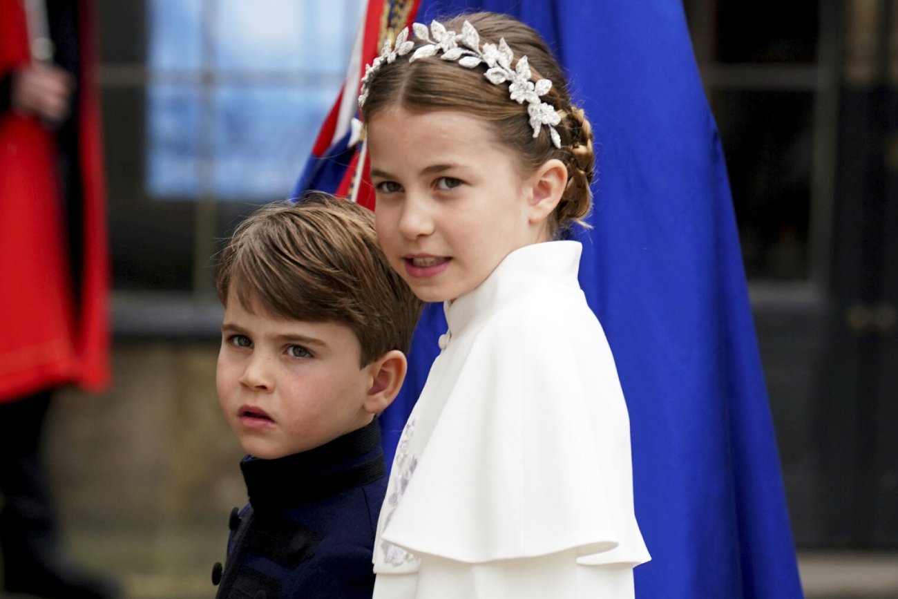 Dzieci księcia Williama i księżnej Kate na koronacji. Tak wyglądali [WIDEO]