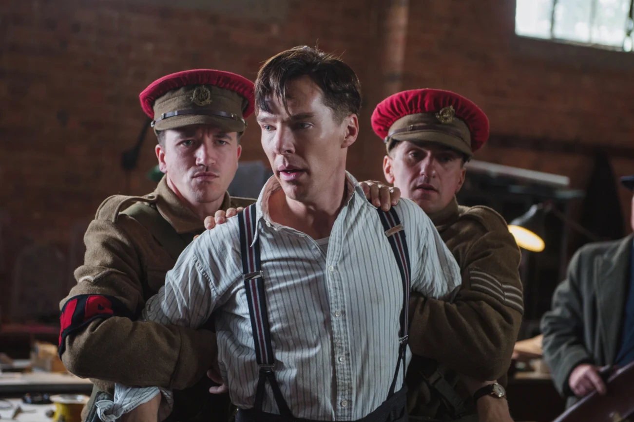 Benedict Cumberbatch w filmie "Gra tajemnic".