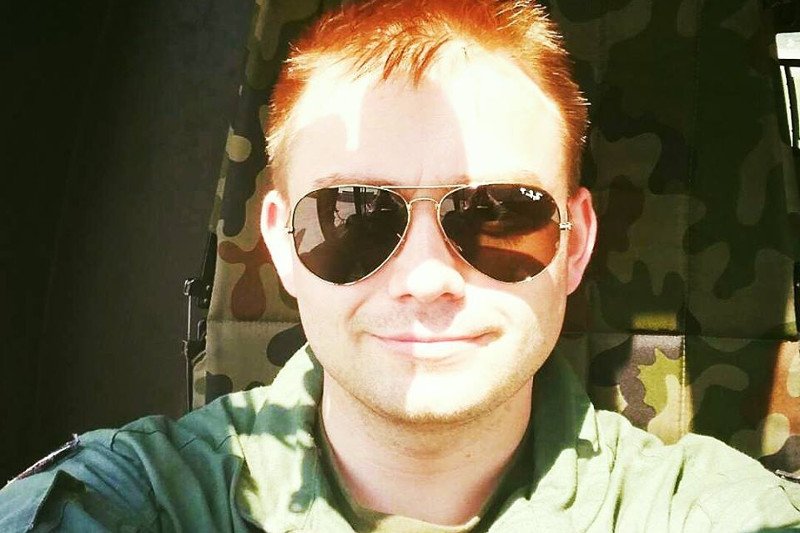 Pilot wojskowy Krzysztof Miko został ciężko pobity we Wrocławiu. Jednym z podejrzanych jest lekarz ze szpitala do którego trafił.