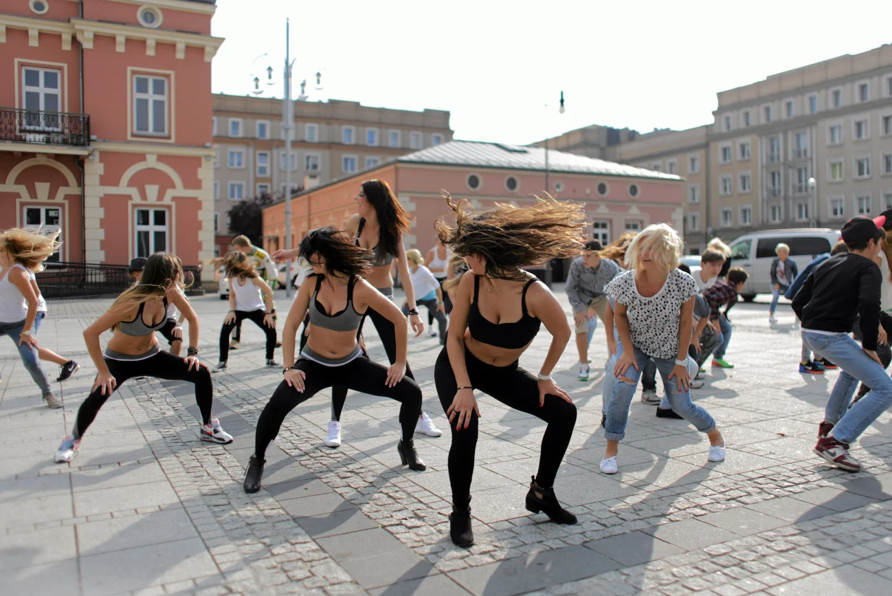 Flash mob.