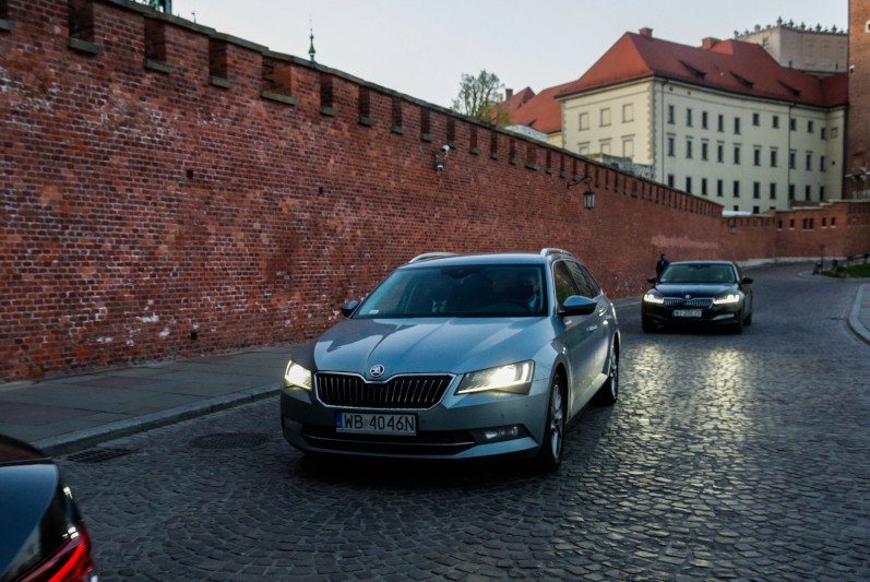 Politycy PiS nie mogli złamać obostrzeń na Wawelu. Zaskakujący wyrok sądu.