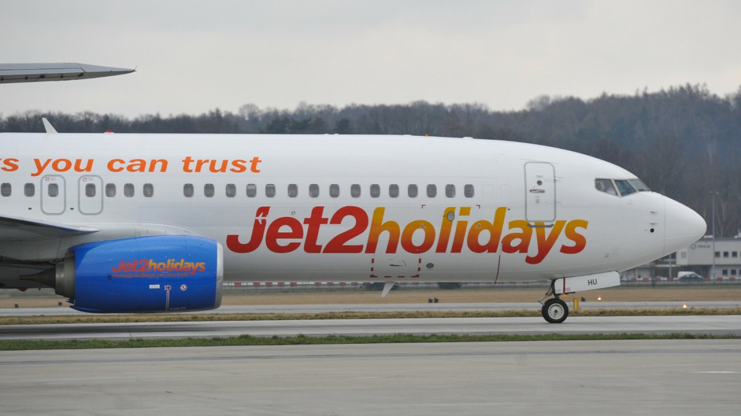 Chwile grozy na pokładzie samolotu Jet2. Pilot nagle zemdlał podczas lotu.