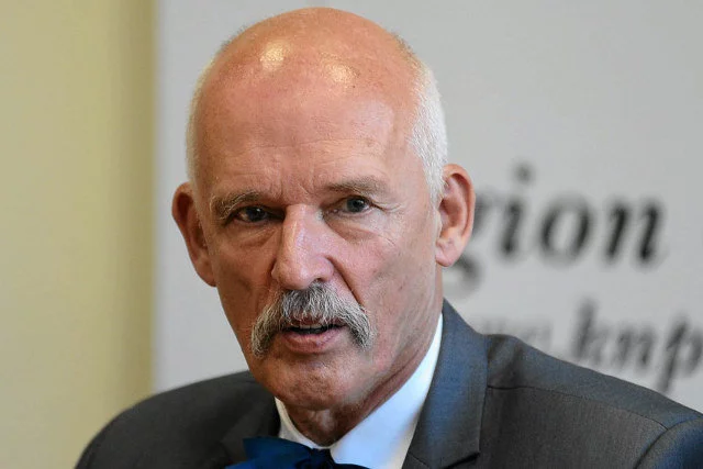 PE ukarał Korwin-Mikkego za "murzyna". Lider KNP: "Socjaliści obrabowali mojego ojca na większe sumy niż mnie"