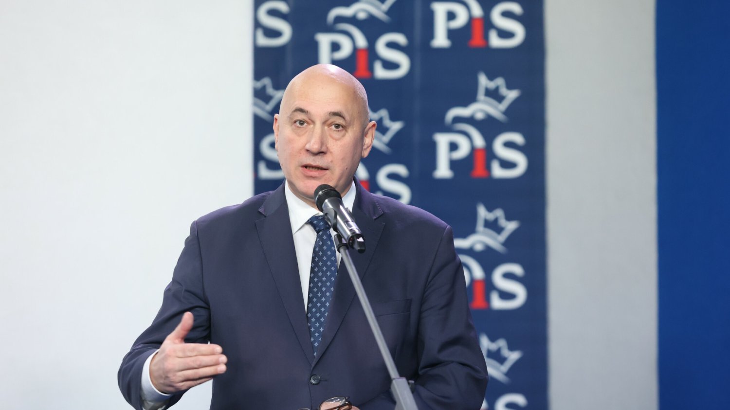 Europoseł Joachim Brudziński z PiS.