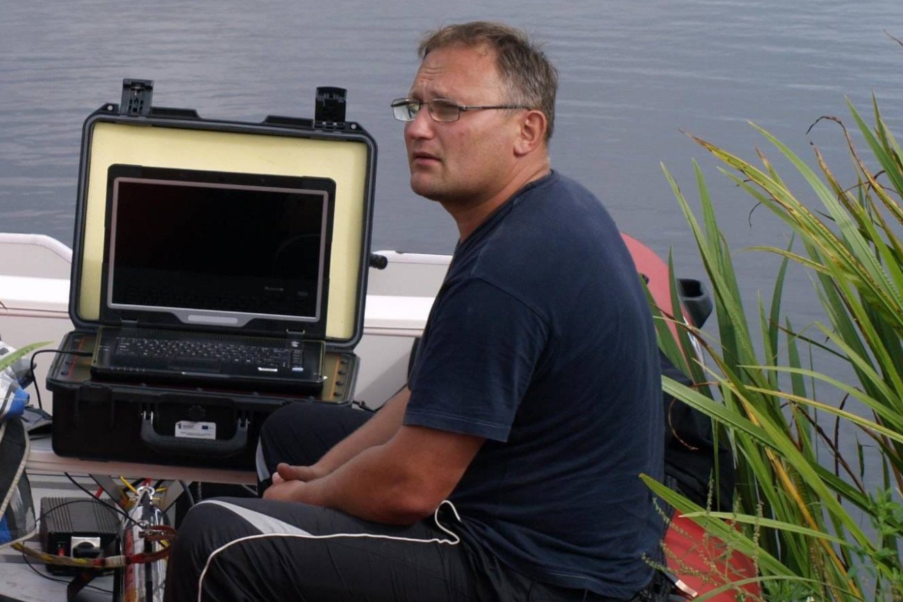 Maciej Rokus podczas poszukiwań Iwony Wieczorek