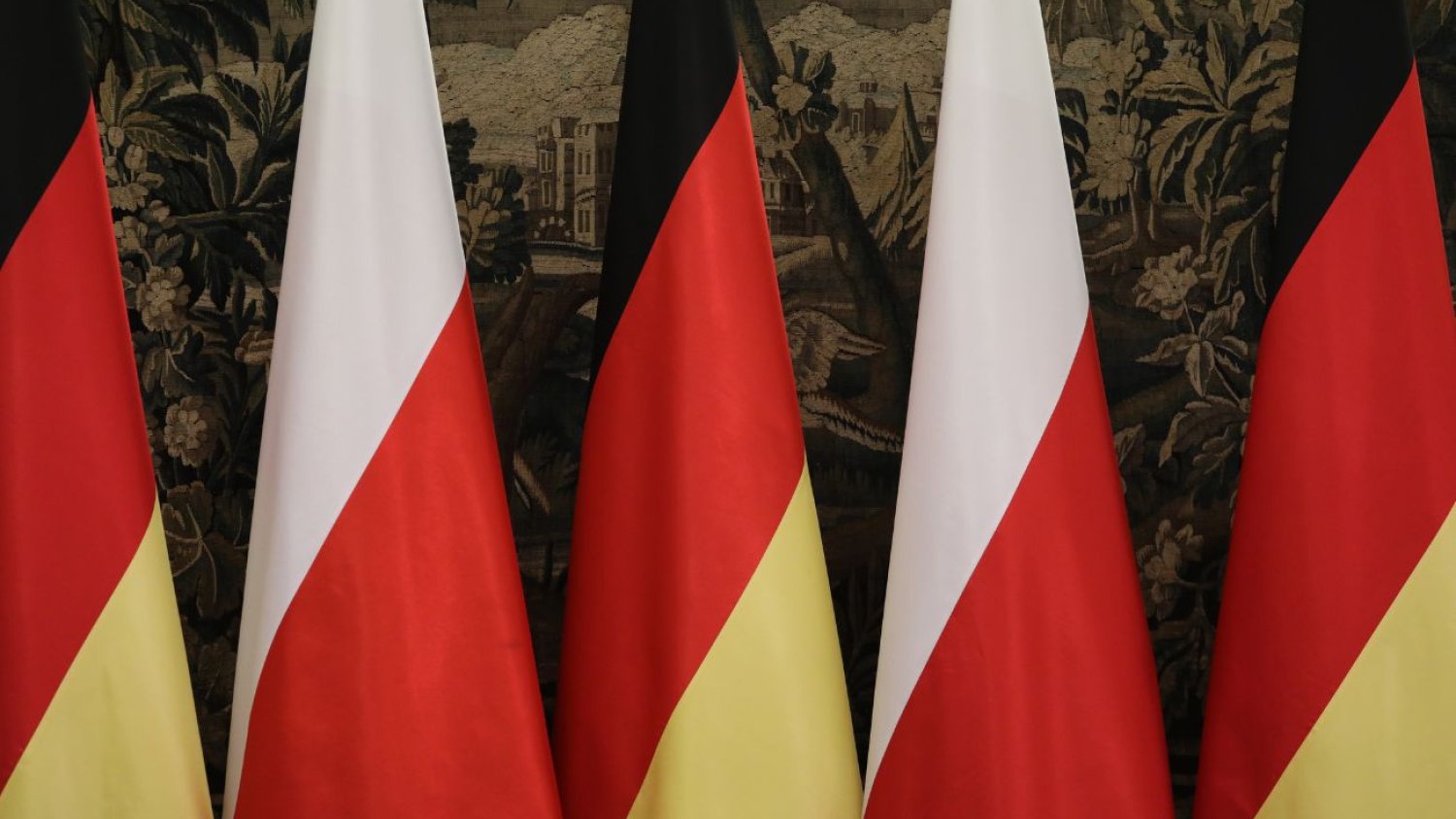 Polska bez koordynatora ds. Niemiec. Berlin nie kryje zaskoczenia. Berlin nie kryje zaskoczenia. Polska bez koordynatora ds. Niemiec.