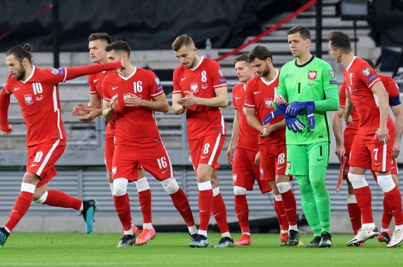 Polska na Wembley zagra bez m.in. Lewandowskiego i Klicha. Angielskie media przed meczem Anglia-Polska m.in. o braku Lewandowskiego.