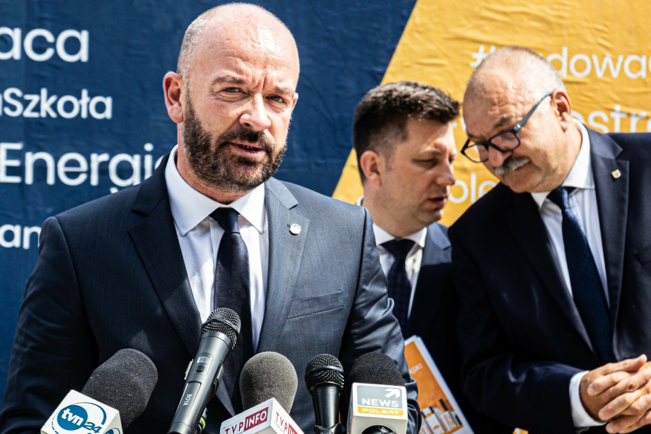 PiS straci władzę na Dolnym Śląsku? Wystarczy, że odejdzie jeden radny