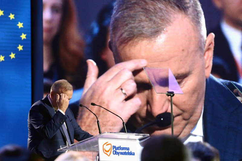 Rada Krajowa PO to czas, by przedstawić jakiś pomysł na wygranie wyborów. Niestety Grzegorz Schetyna kolejny raz ograniczył się niemal wyłącznie do krytyki rządów Prawa i Sprawiedliwości.