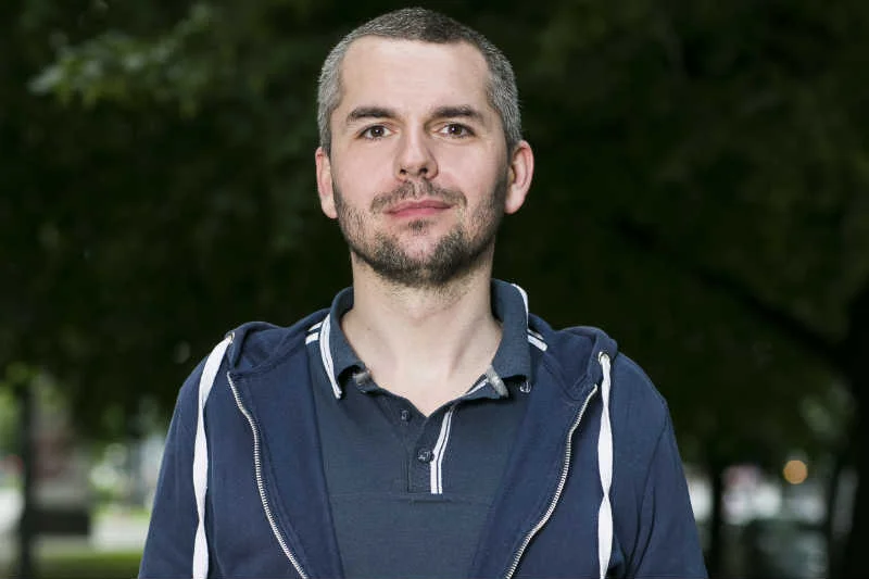 Maciej Konieczny z Partii Razem mówi, że ugrupowanie nie chce "bratać się z Millerem i strukturami SLD".