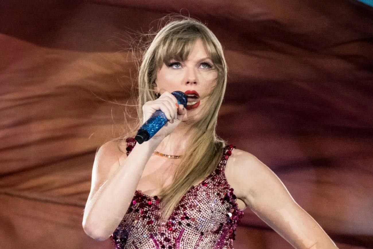 Podczas koncertu Taylor Swift zmarła jedna z jej fanek. Podczas koncertu Taylor Swift zmarła jedna z jej fanek.