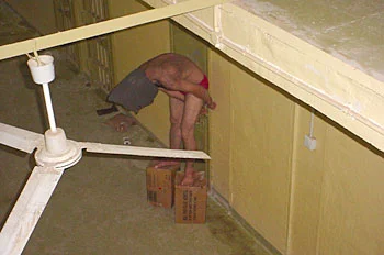 Tortury w Abu Ghraib