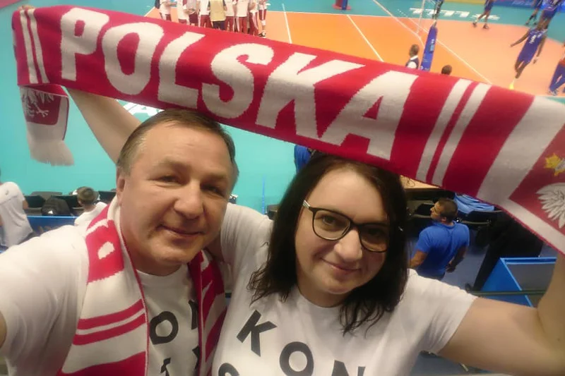 Tak Mirosław i Ewa Pokorscy z Gdyni  kibicowali polskiej reprezentacji na Mistrzostwach Świata w Siatkówce