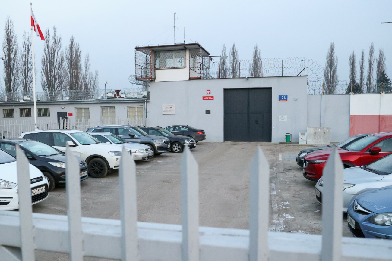 Czy Kamiński i Wąsik są więźniami politycznymi? Helsińska Fundacja Praw Człowieka odpowiada