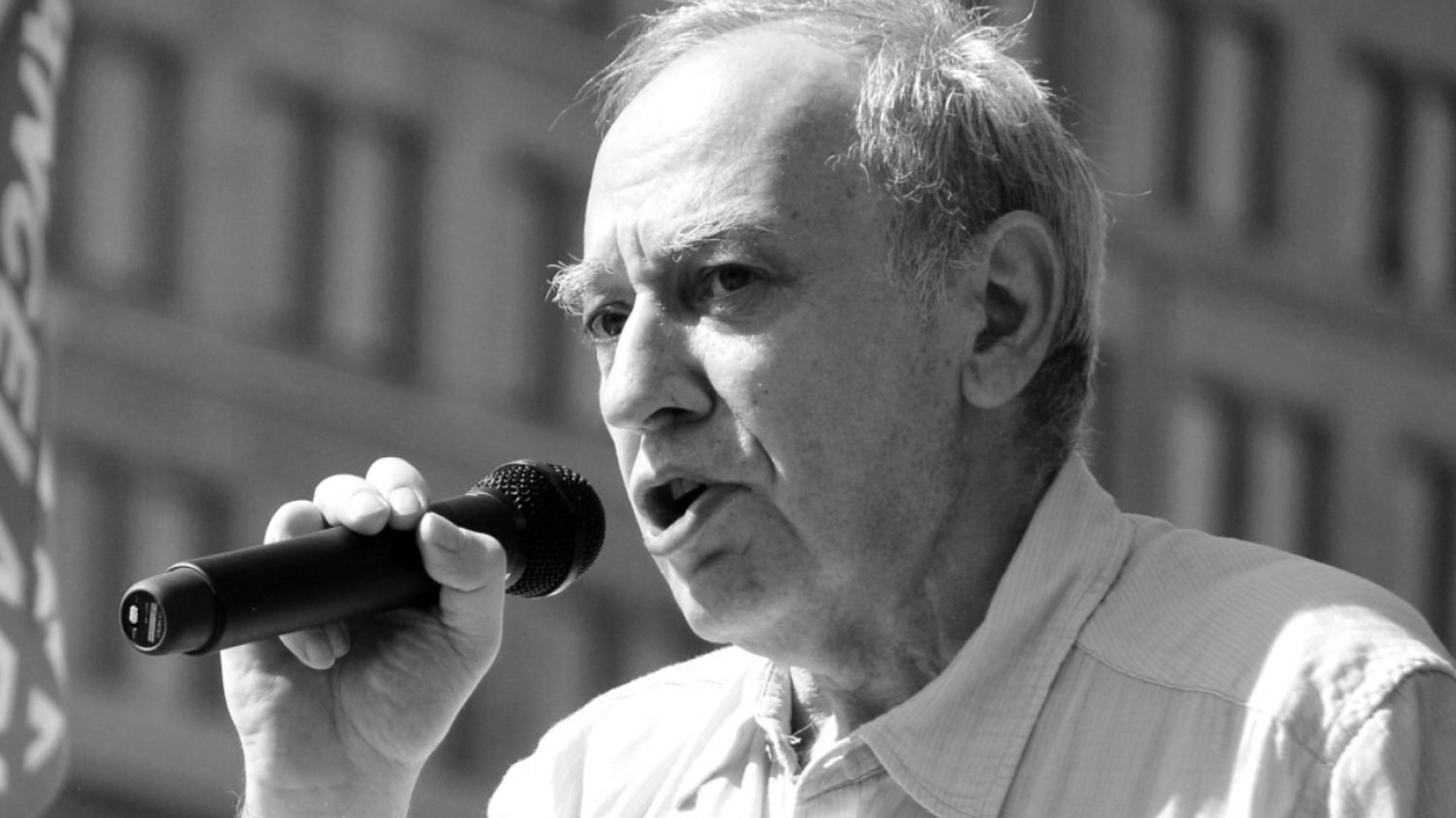 Nie żyje Adam Sandauer.