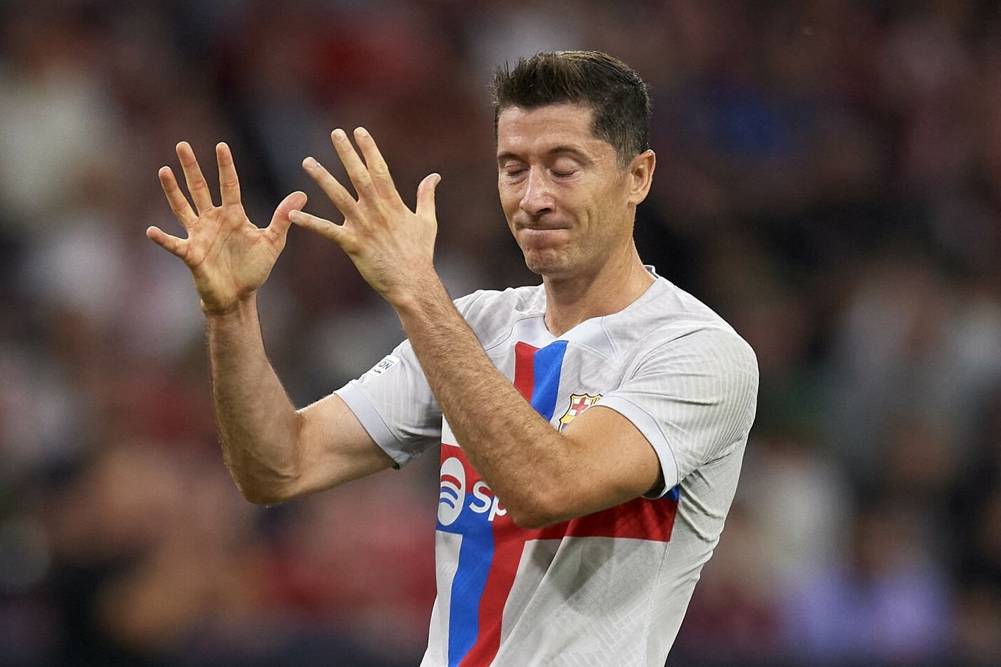 Robert Lewandowski nie zaliczy występu przeciwko Bayernowi Monachium do udanych.