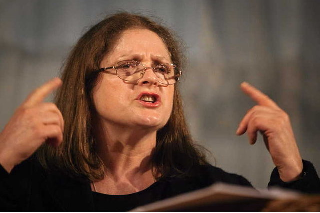 Posłanka Pawłowicz protestuje przeciwko Google Doodle na Święto Niepodległości.