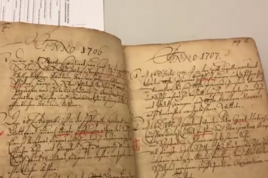 Sprawcą kradzieży zabytkowej księgi z katedry berlińskiej okazał się 25-letni imigrant z Polski.