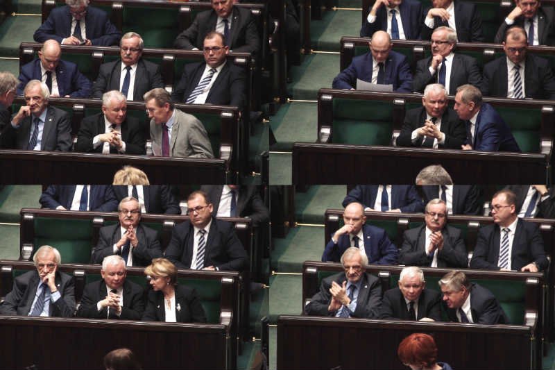 Jarosław Kaczyński jest jak Ojciec Chrzestny - każdy poseł PiS chce mieć dostęp do jego ucha.