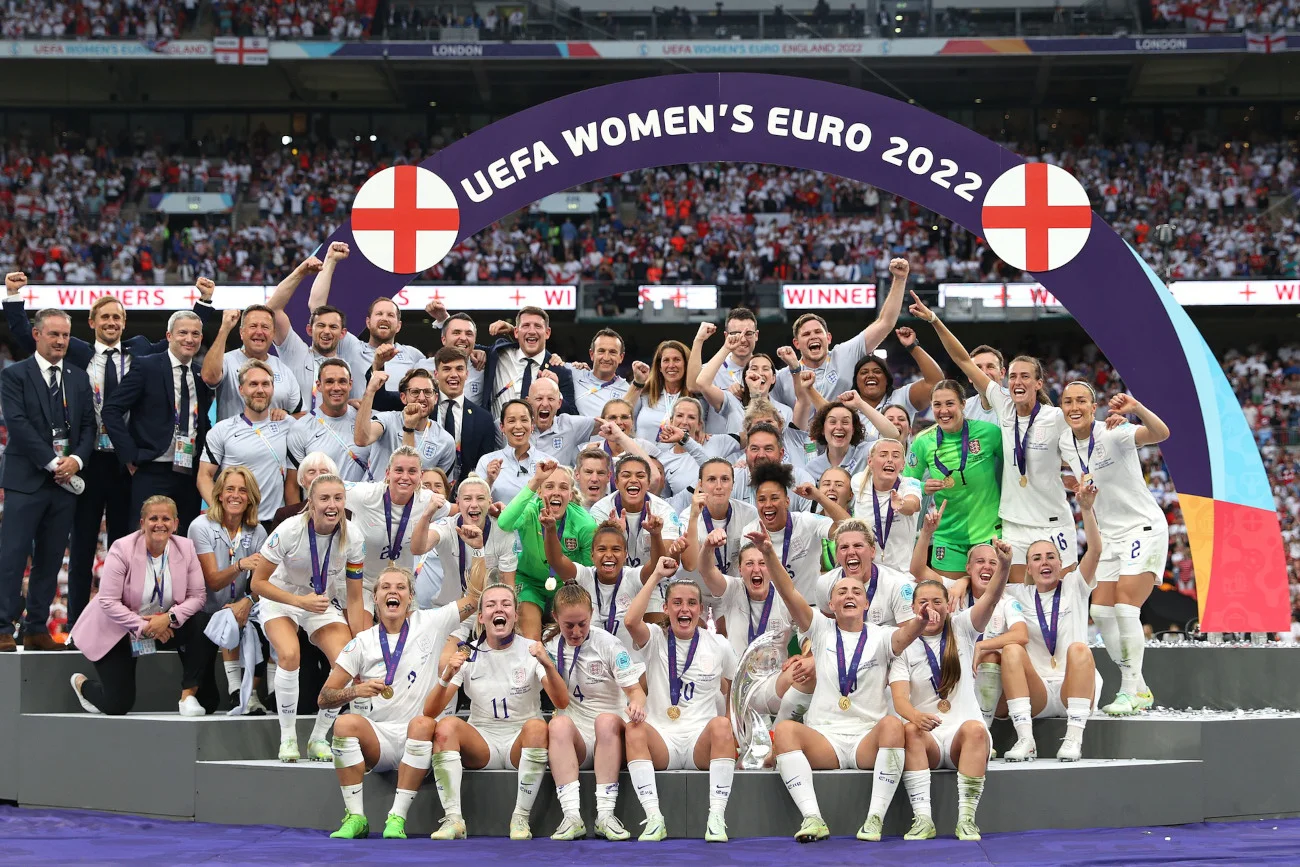 Angielki zostały mistrzyniami Europy po kapitalnym zwycięstwie (2:1) w finale nad Niemkami.