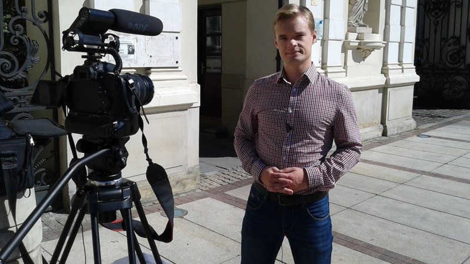 Kandydat PiS jednym filmikiem prawdopodobnie zakończył swoją karierę polityczną w partii Jarosława Kaczyńskiego.