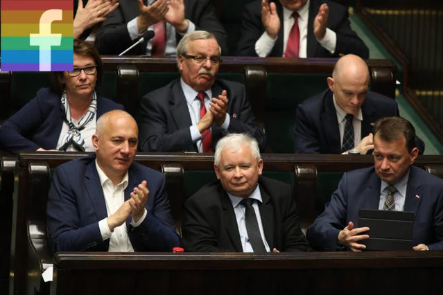 Polacy przekornie korzystają z nowej reakcji Facebooka przy postach PiS.