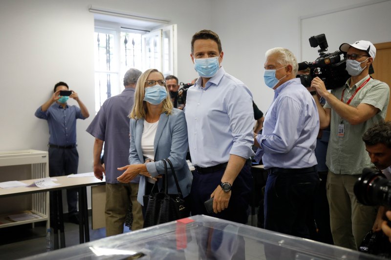 Co dziesiąty wyborca wciąż nie wie, kogo poprze.