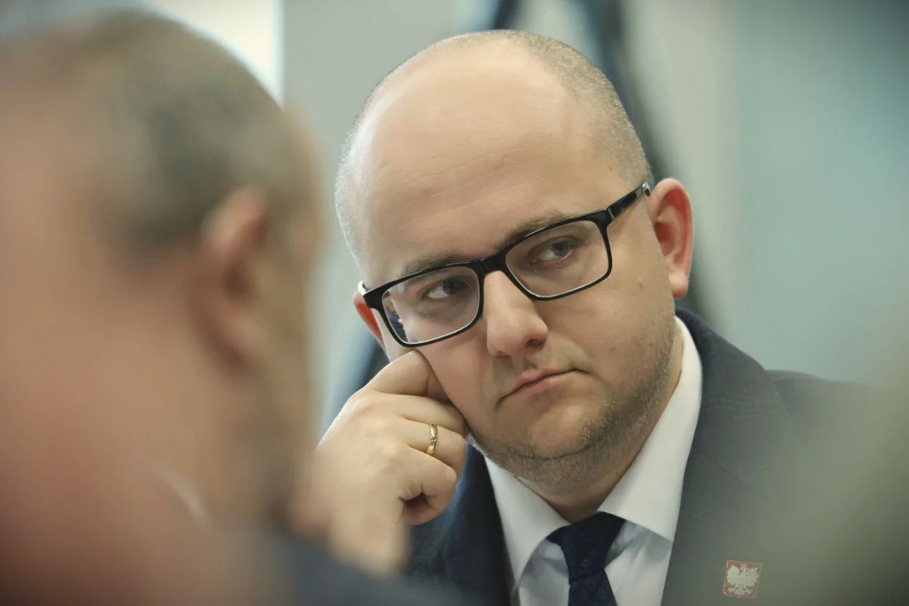 Złe wieści dla Mateckiego. Do sądu wpłynął nowy wniosek ws. posła PiS Dariusz Matecki w areszcie. Prokuratura chce teraz jego przedłużenia